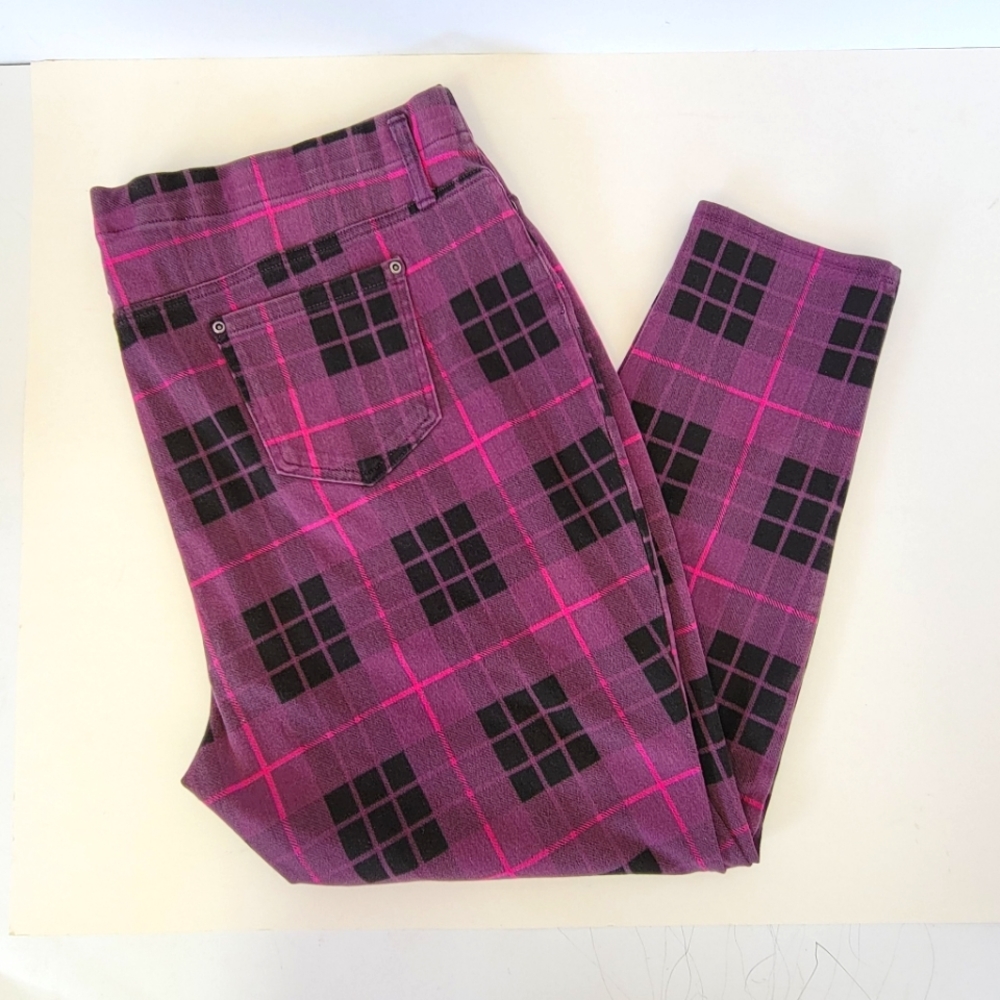 Terra & Sky Pants Womens 3X (24W-26W) Purple Plaid Stretch Pants